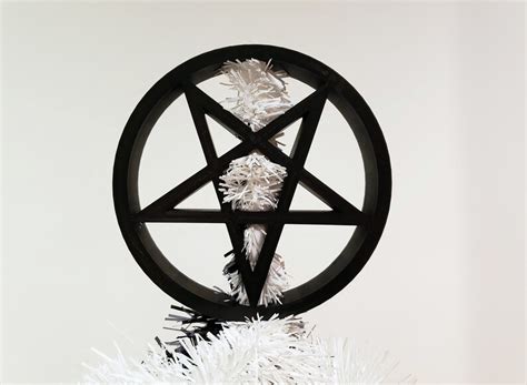 Witchy tree topper